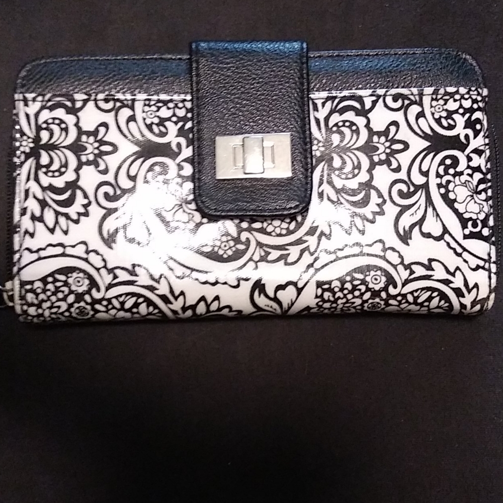 Black and white wallet